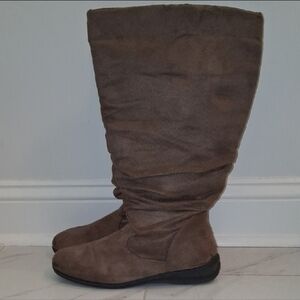 Mariana Over the Knee Brown Boots Size 9.5 Wide